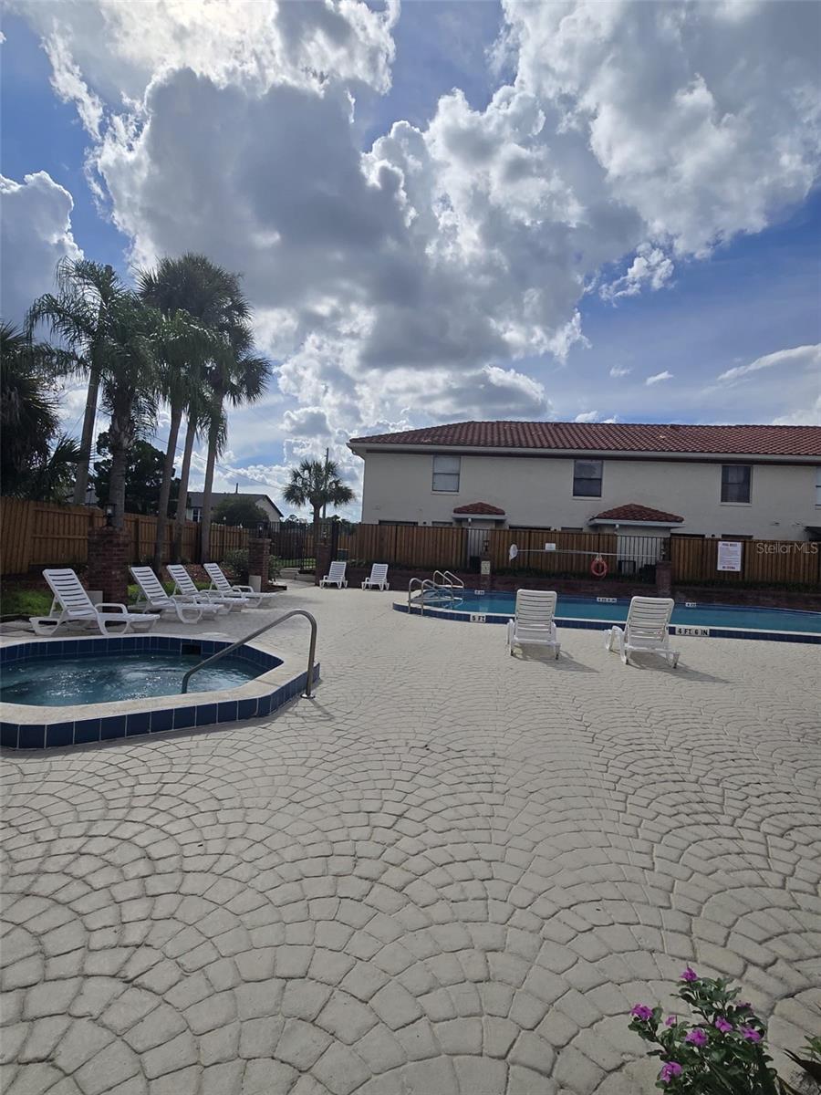 Photo of 1611 Shady Ridge Court #260, Orlando, FL 32807 (MLS # O6448973)