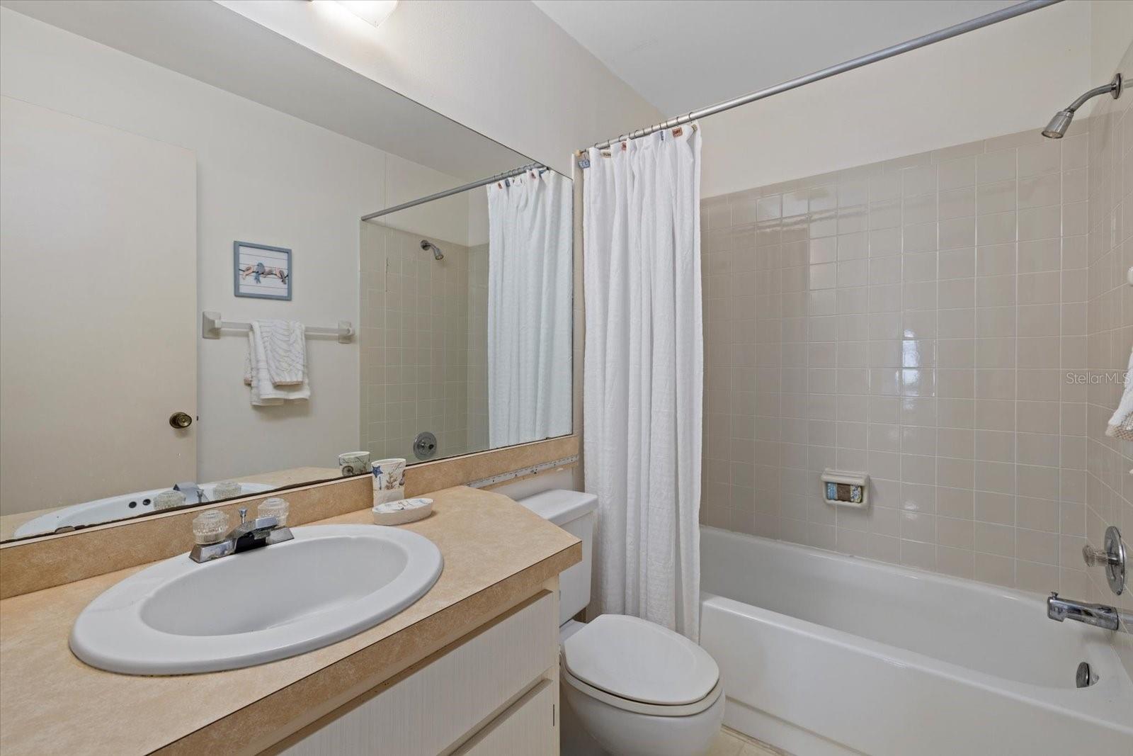CURRY COVE - Residential