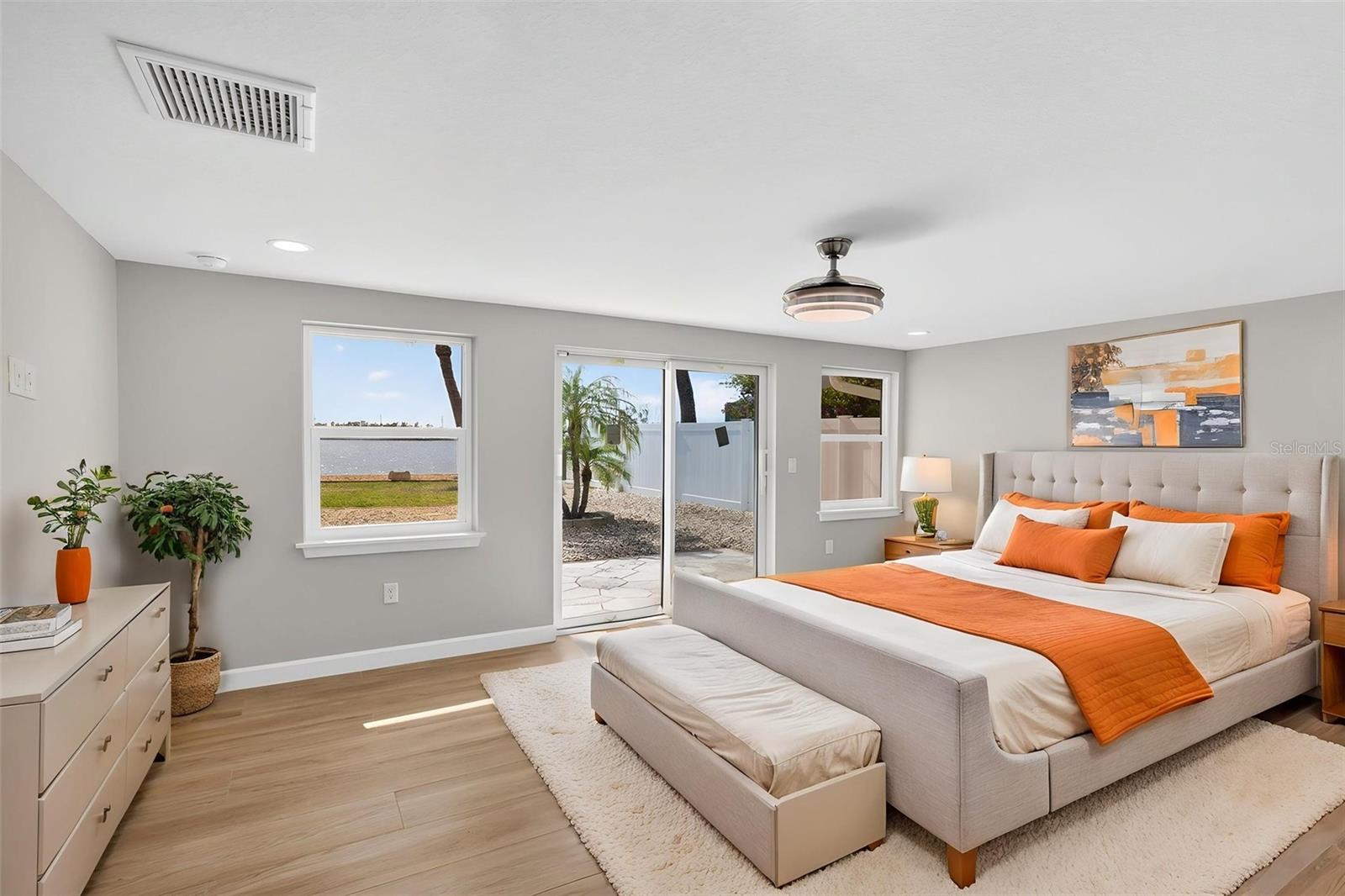 POINT PINES - Residential