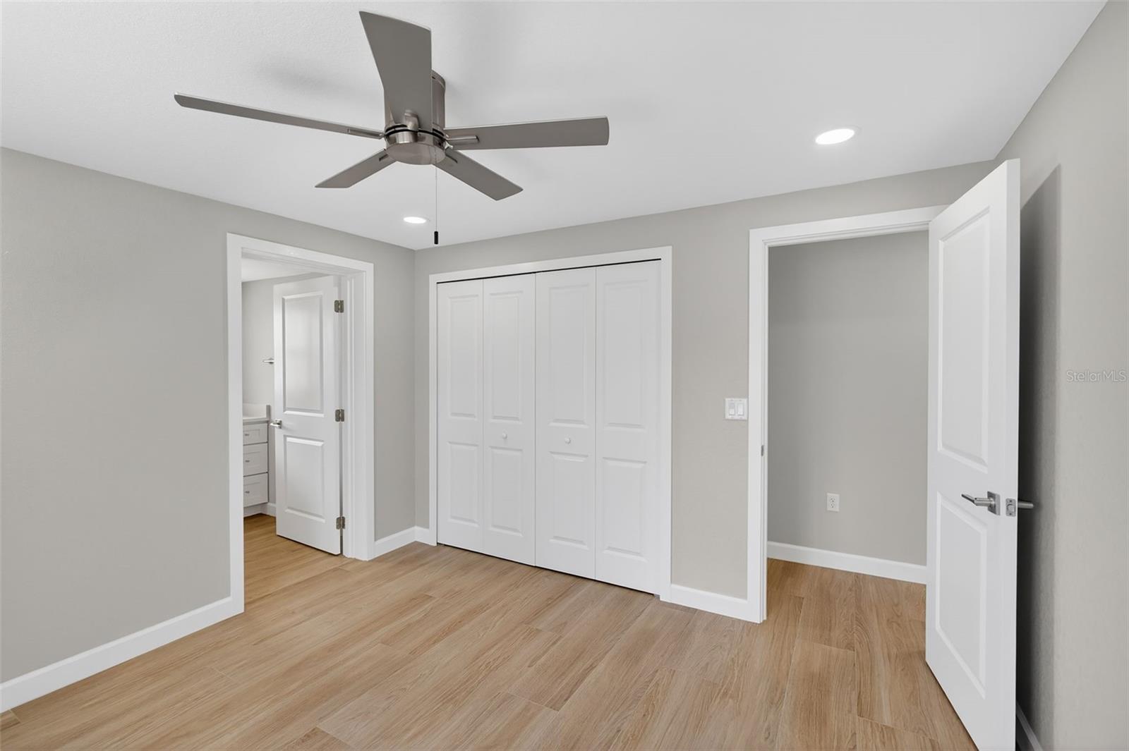 POINT PINES - Residential