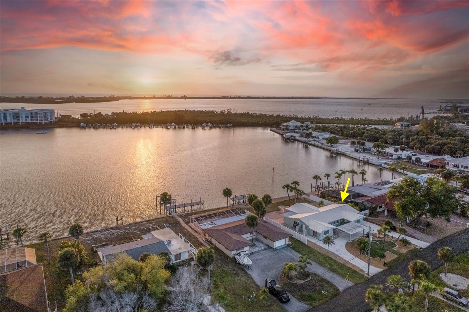 POINT PINES - Residential