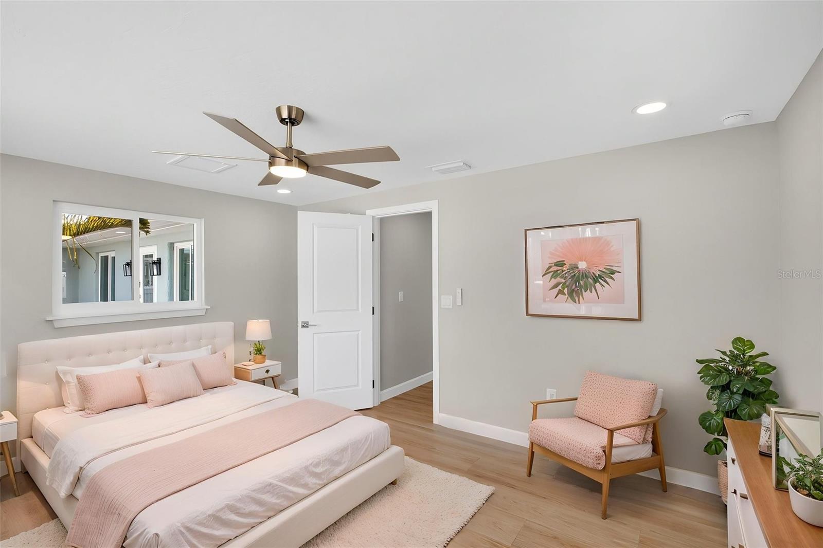 POINT PINES - Residential