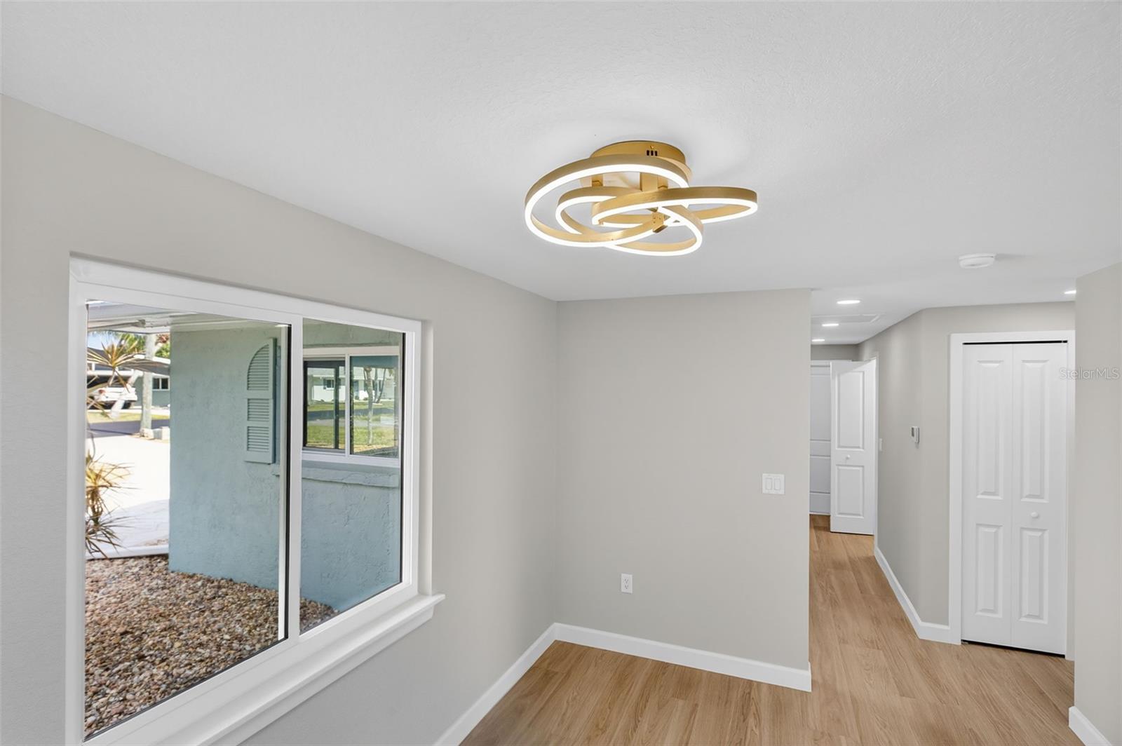 POINT PINES - Residential