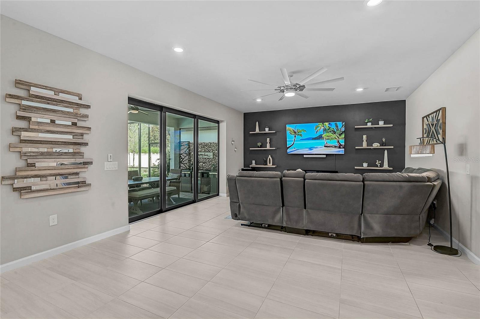 MAGNOLIA RANCH - Residential