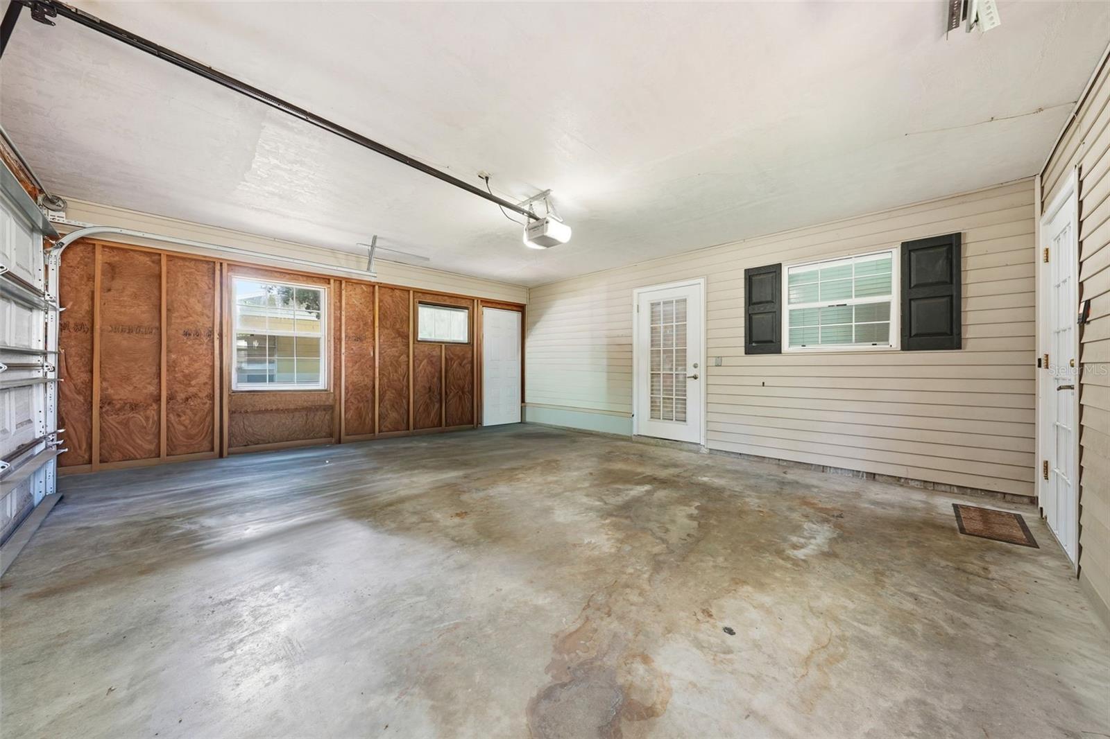 GOLDEN HEIGHTS 2ND ADD SUB - Residential