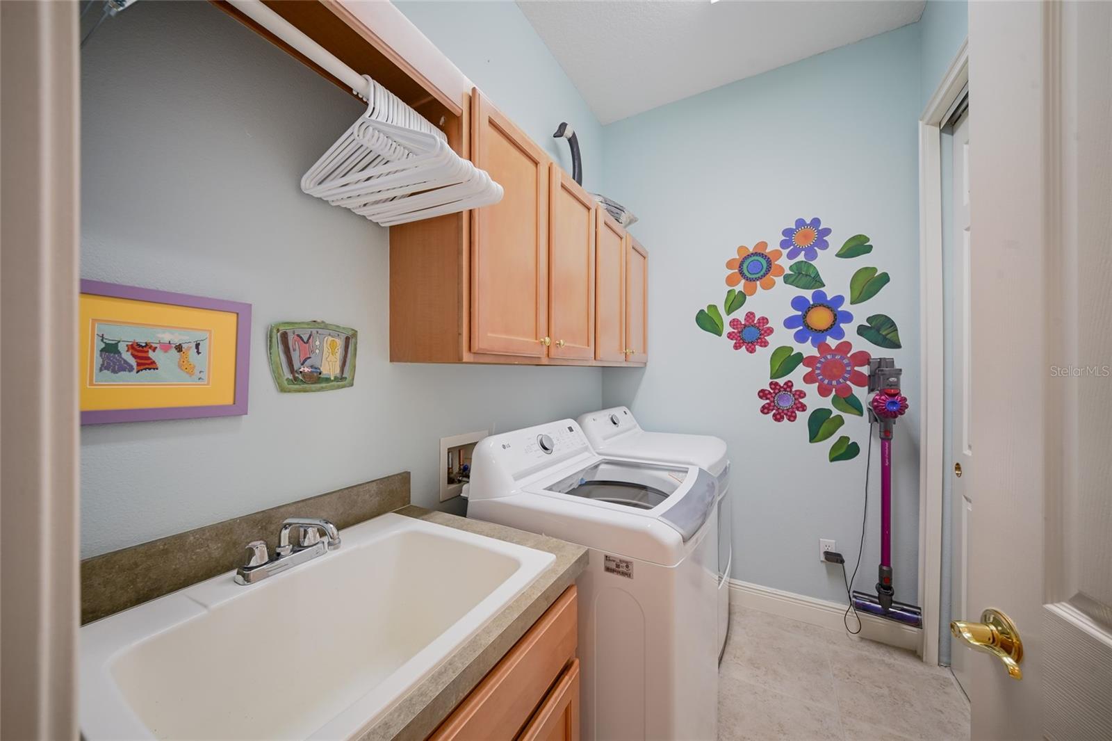 THE MOORINGS AT EDGEWATER - Residential