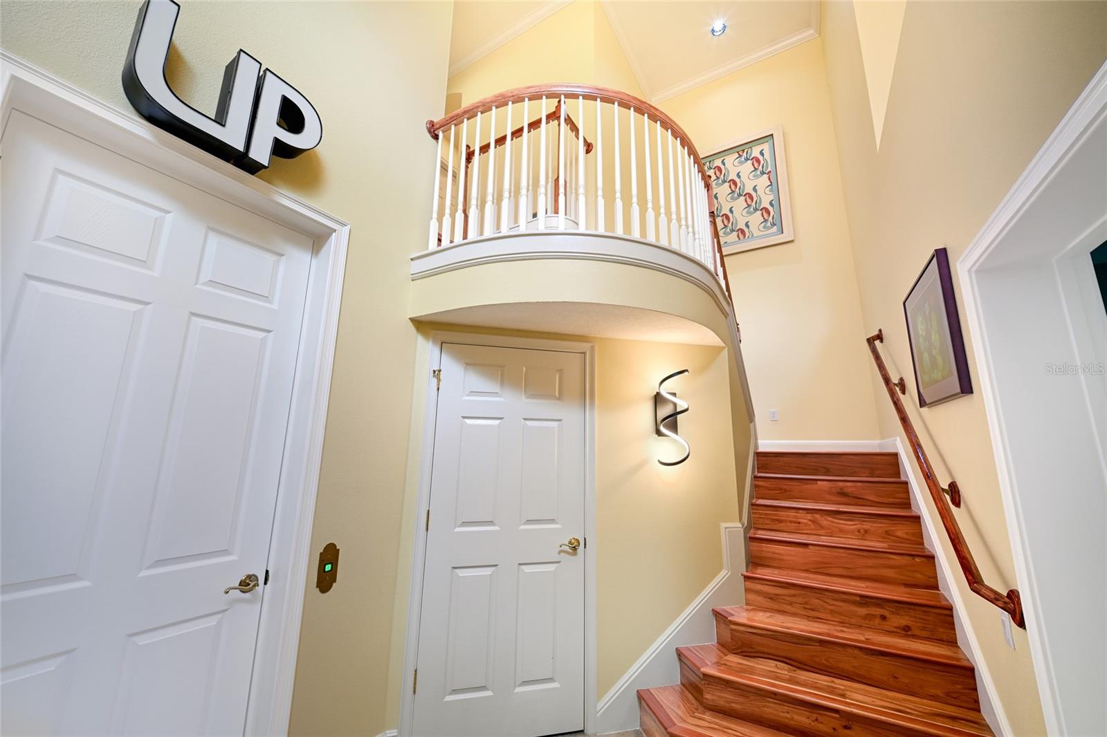THE MOORINGS AT EDGEWATER - Residential