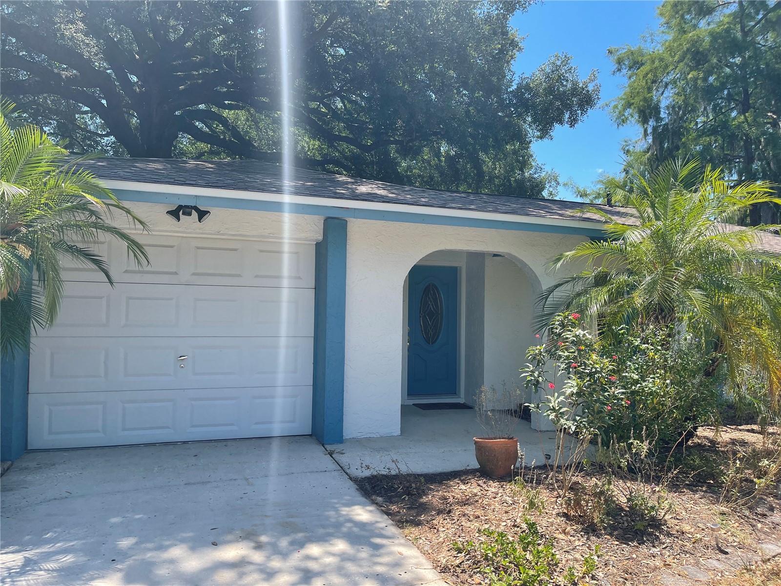 Tucked away on a quiet cul-de-sac in the desirable Winter Springs area, this well-maintained home offers comfort, space, and a fantastic location — perfect for families or anyone seeking a peaceful lifestyle close to everything.
Features include:
Bright and welcoming interior with neutral paint tones
Spacious screened-in porch, ideal for relaxing or entertaining
Fully fenced backyard for added privacy and security
Attached 2-car garage with plenty of storage
Zoned for top-rated Seminole County schools
Convenient access to major highways, shopping, dining, and parks
This move-in ready home has been cared for and is ready for its next chapter. Schedule your visit today!
PETS accepted max. 50lb - Pet fee
Must enroll in Resident Benefits Package - Ask for more information
Income 3 times the rent. no prior evictions