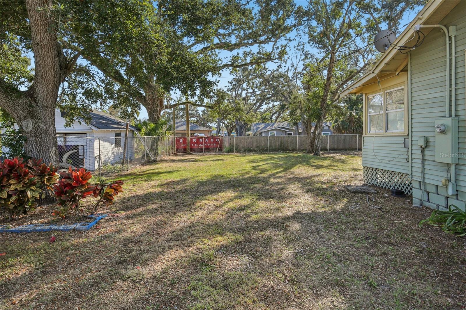 PECAN HIGHLANDS - Residential