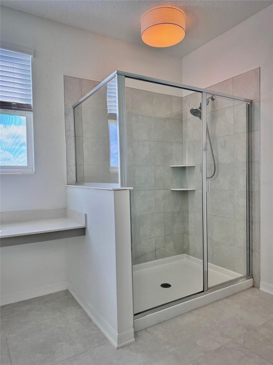 GOLDEN ORCHARD - Residential