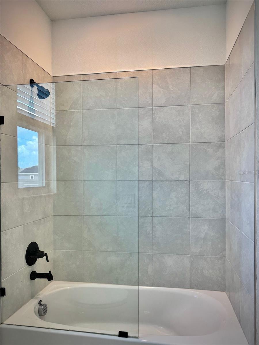 GOLDEN ORCHARD - Residential