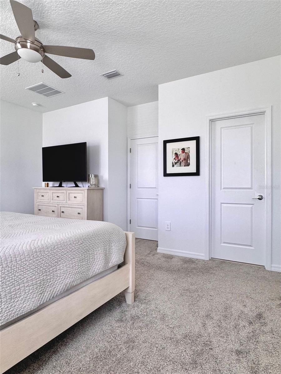 GOLDEN ORCHARD - Residential