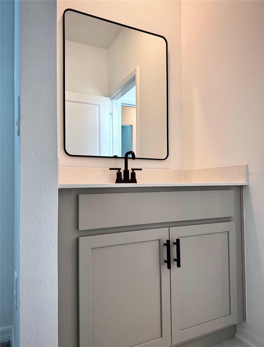 GOLDEN ORCHARD - Residential