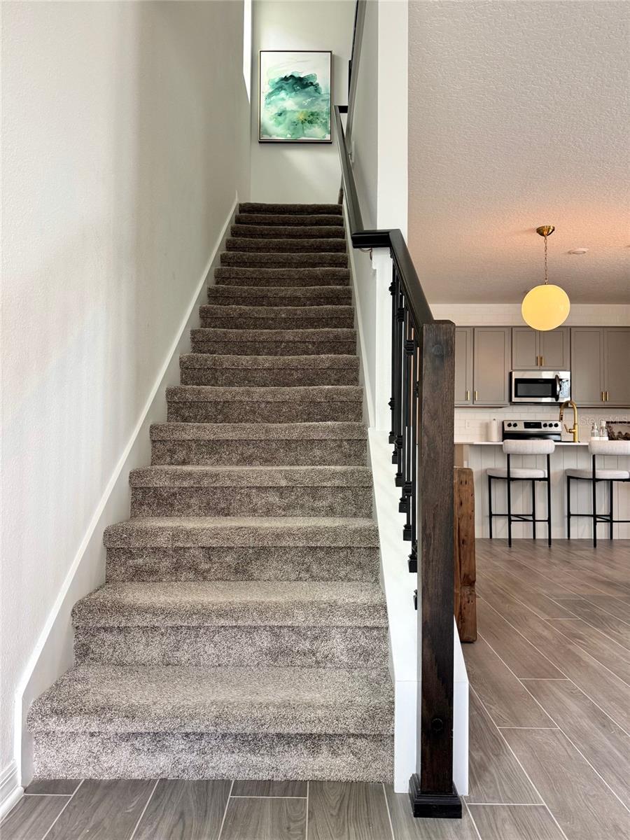 GOLDEN ORCHARD - Residential