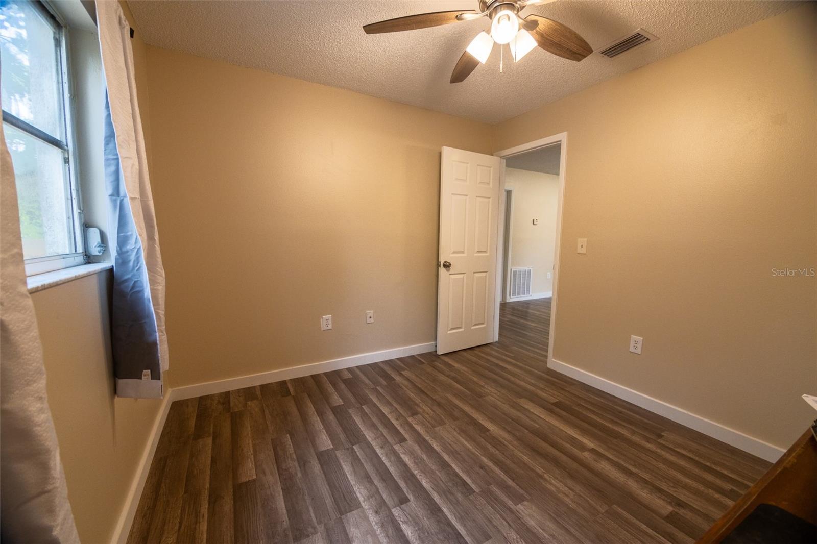 RIDGE PARK - Residential