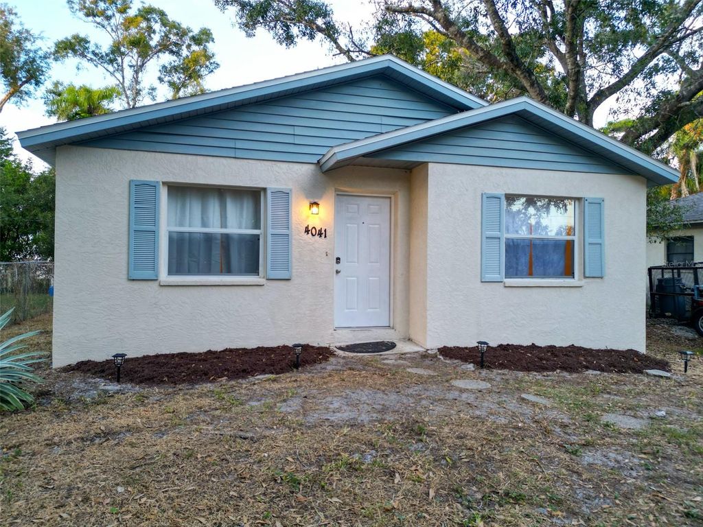 Photo of 4041 Annie Street, Sarasota, FL 34233 (MLS # A4666490)