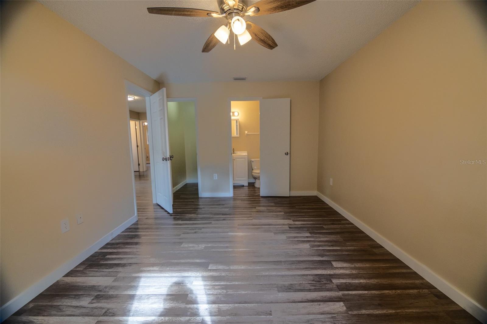 RIDGE PARK - Residential