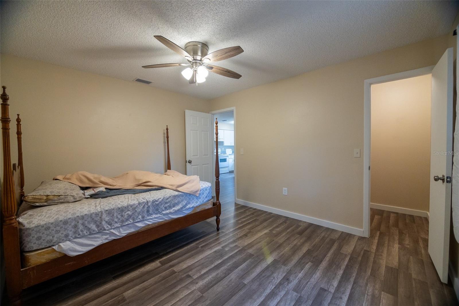 RIDGE PARK - Residential