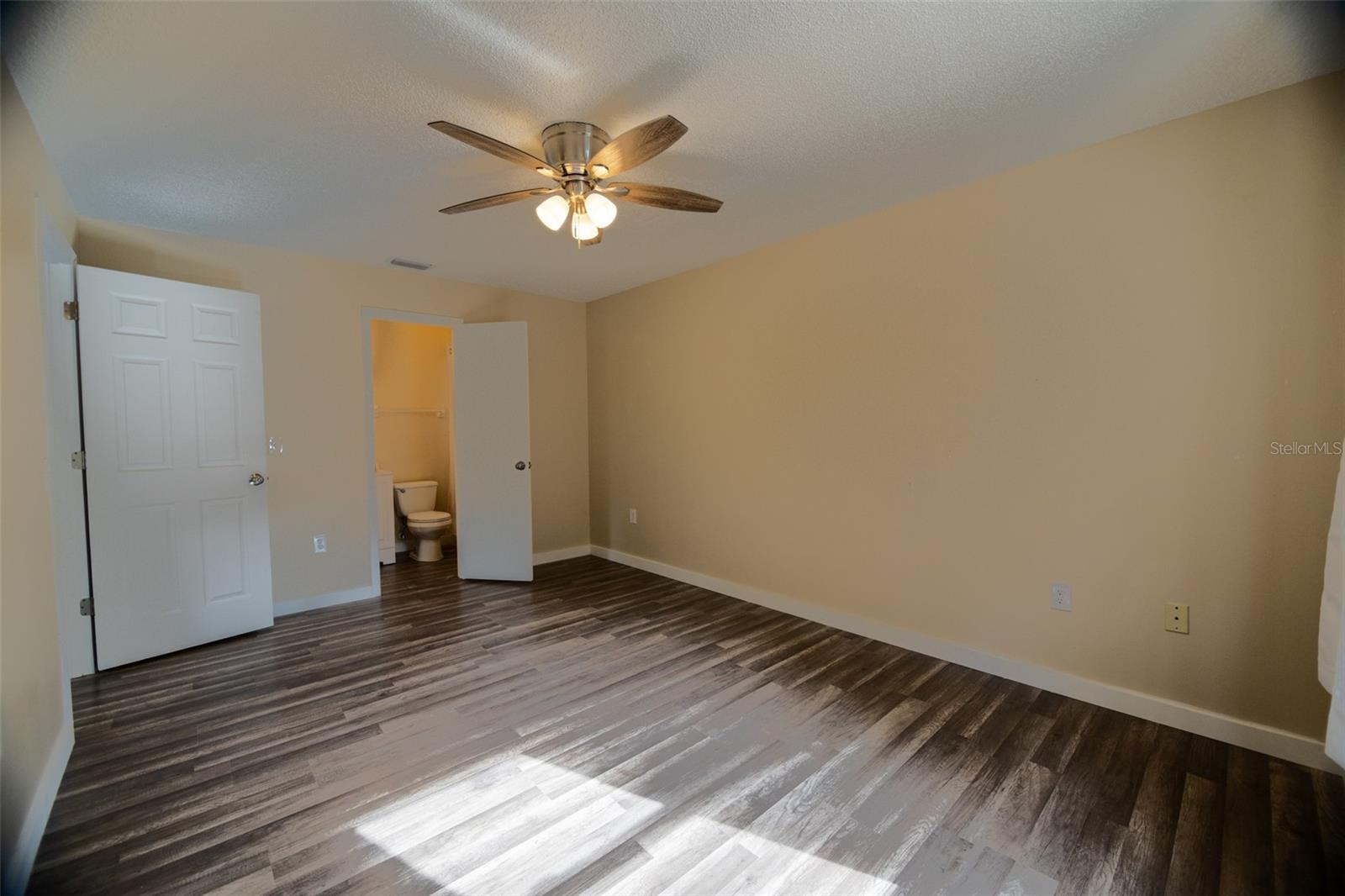 RIDGE PARK - Residential