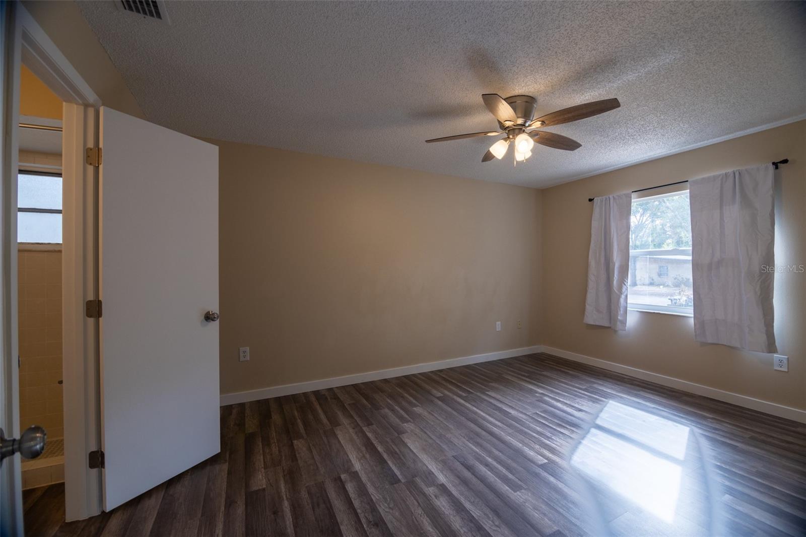 RIDGE PARK - Residential