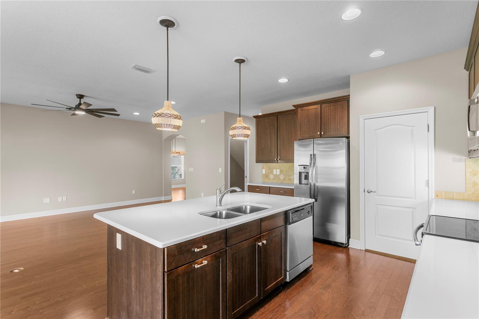 BASSET CREEK ESTATES PH 2A - Residential Lease