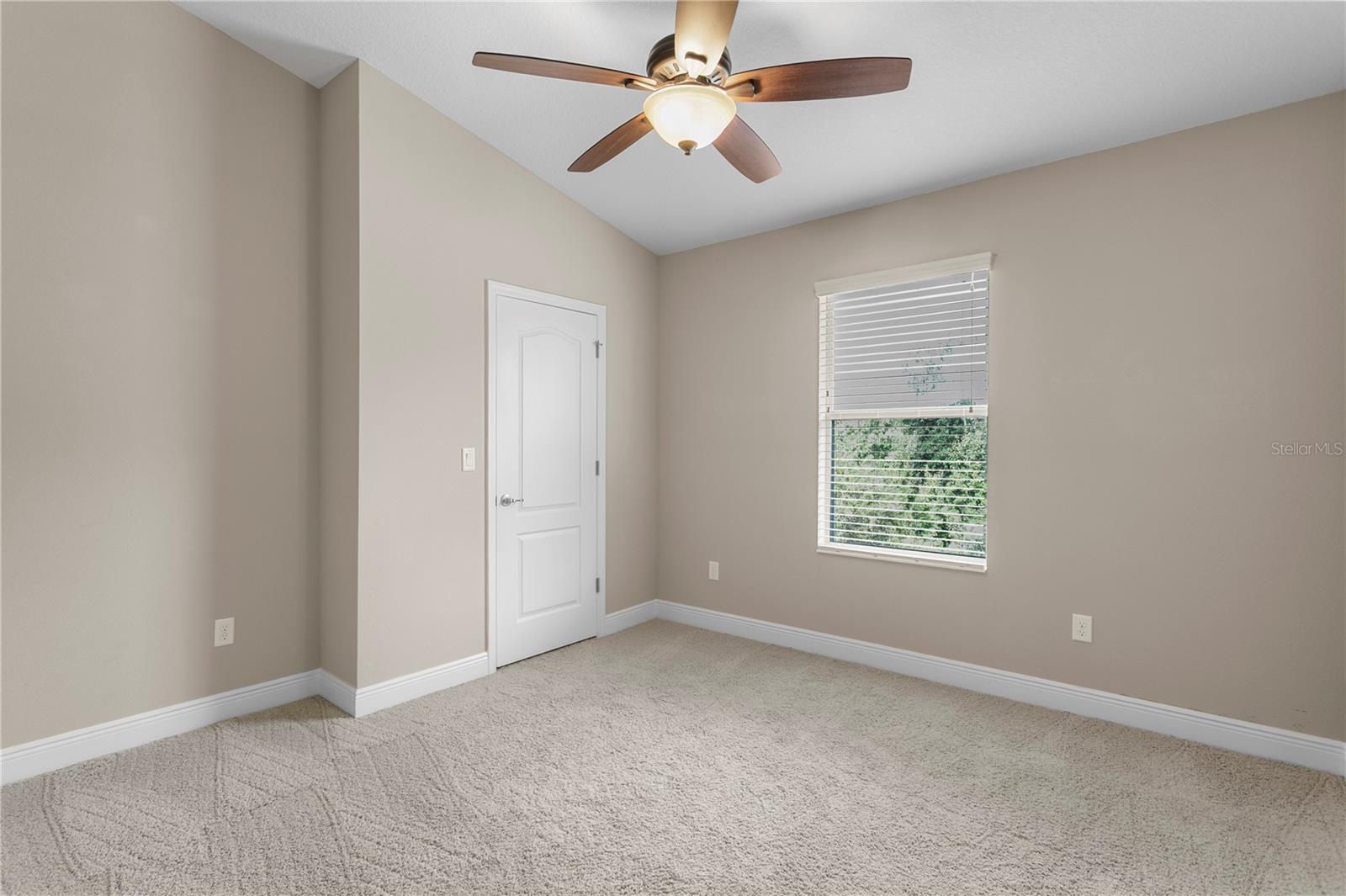 BASSET CREEK ESTATES PH 2A - Residential Lease