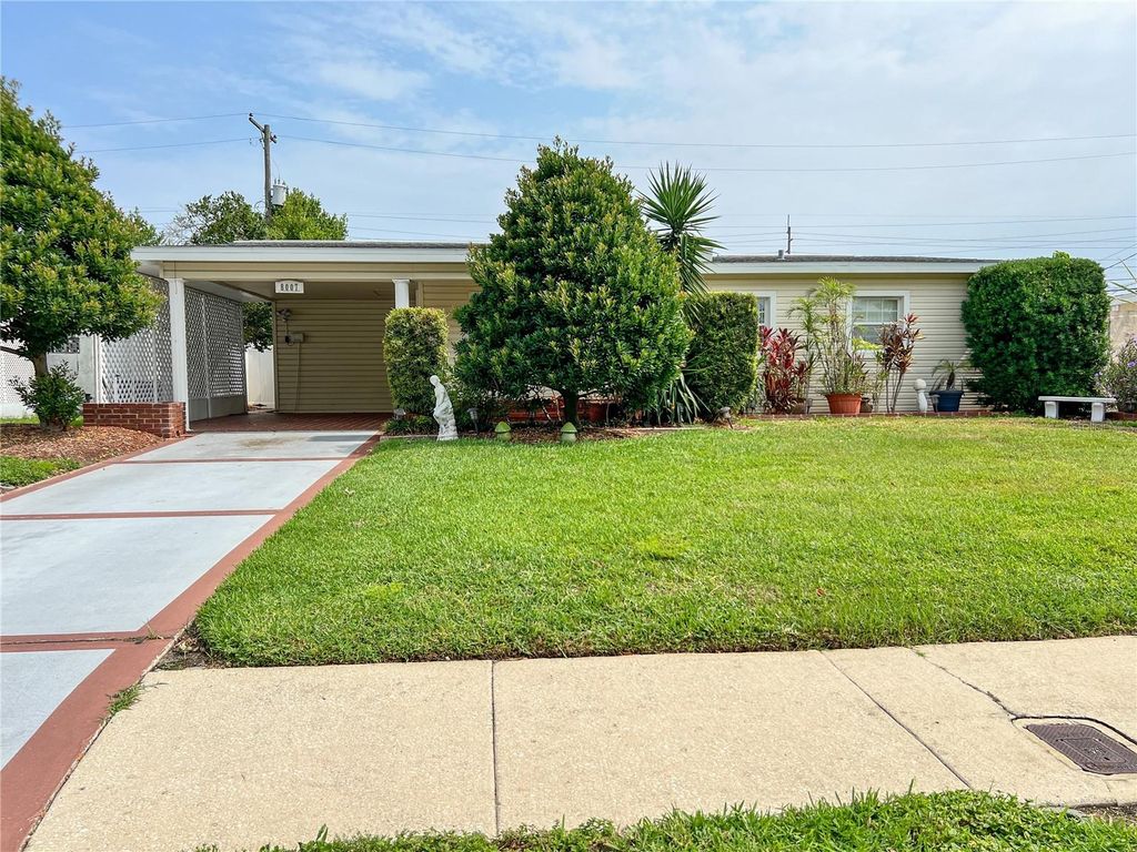 Photo of 8007 Cornwall Lane, Tampa, FL 33615 (MLS # T3526376)