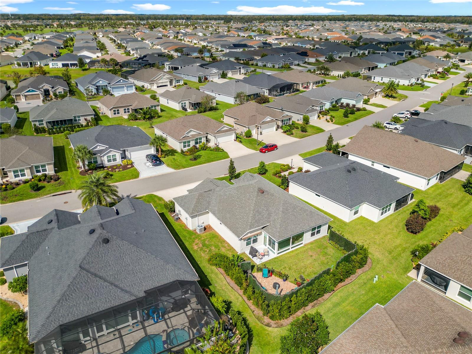 VILLAGES/SOUTHERN OAKS UN #71 - Residential