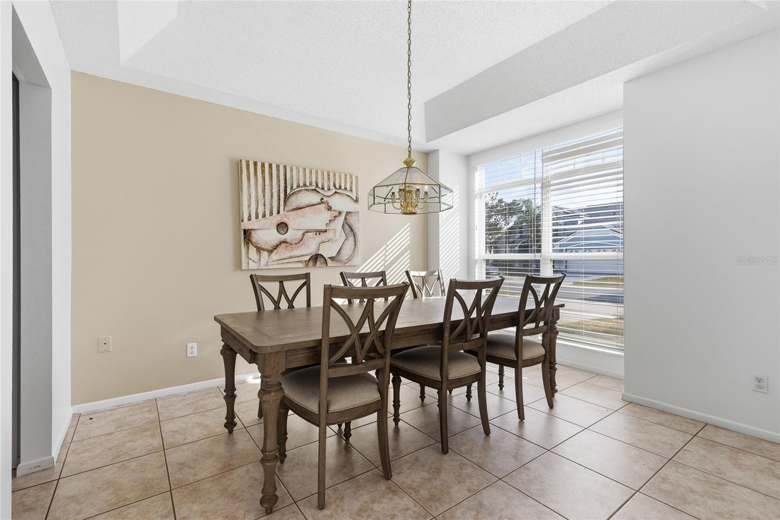 LINDFIELDS UNIT 05 - Residential Lease