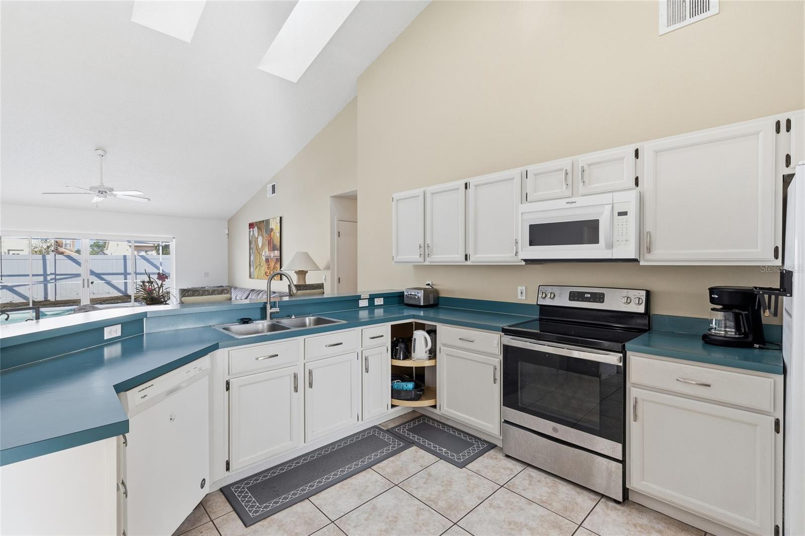 LINDFIELDS UNIT 05 - Residential Lease