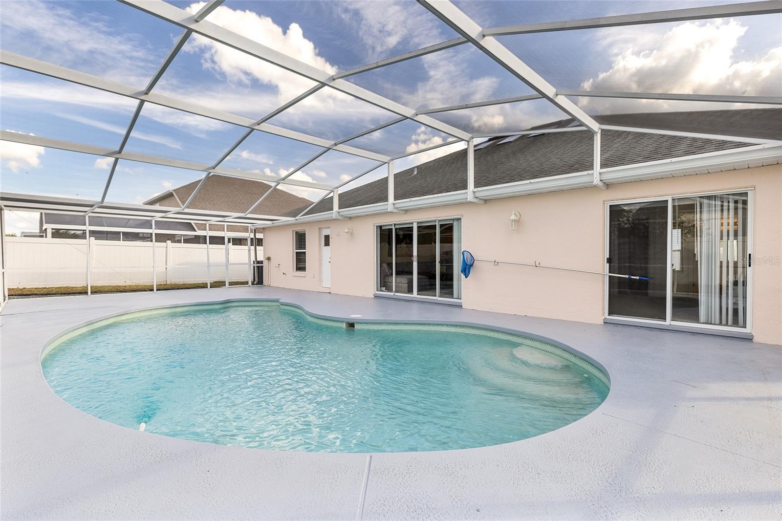 LINDFIELDS UNIT 05 - Residential Lease