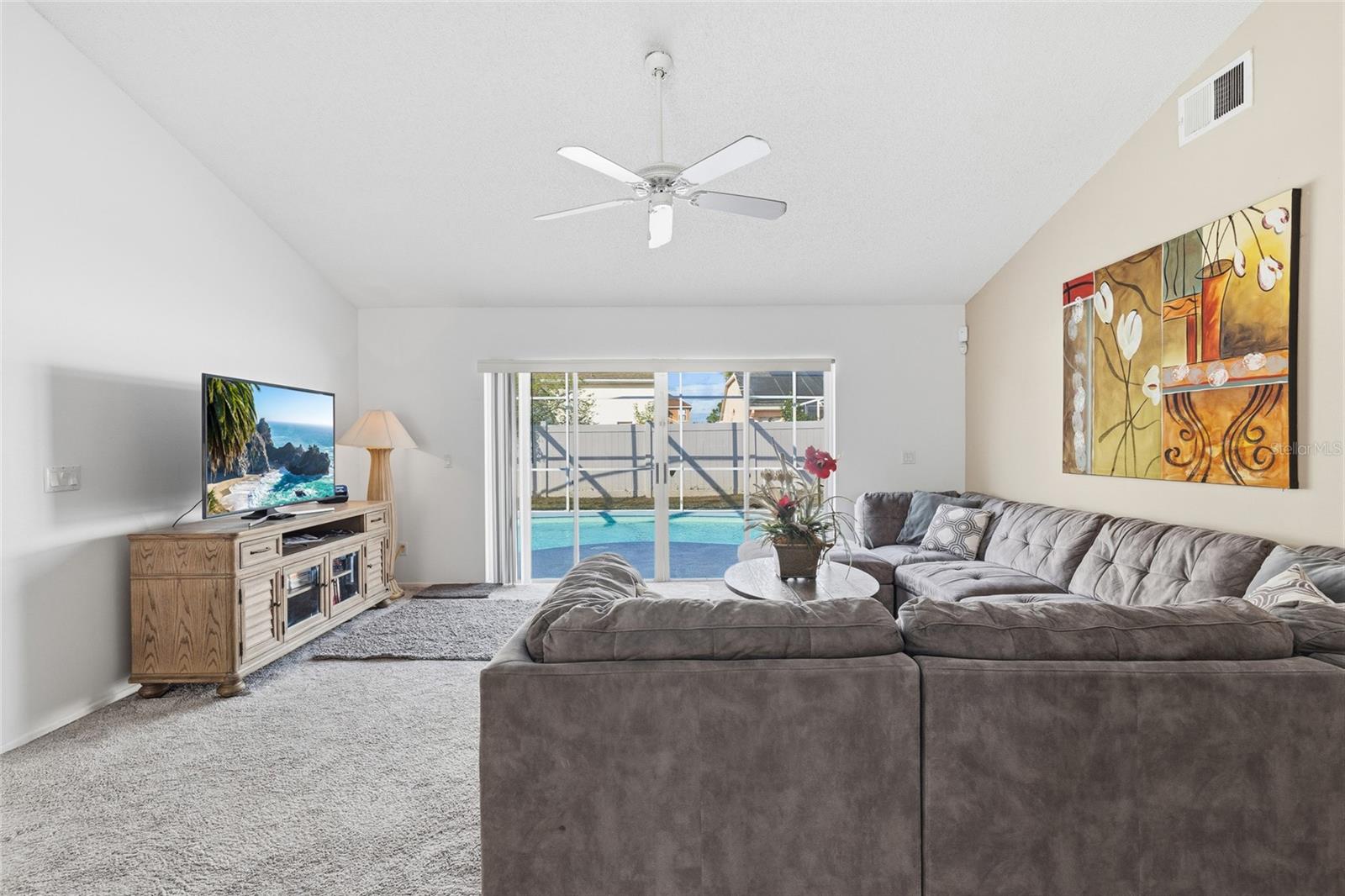 LINDFIELDS UNIT 05 - Residential Lease