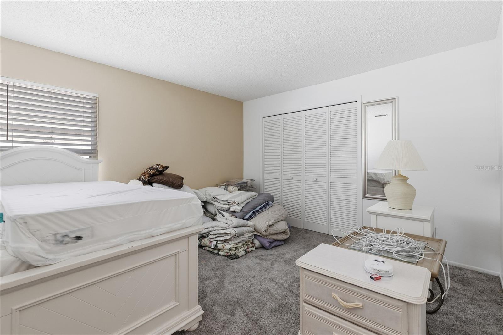 LINDFIELDS UNIT 05 - Residential Lease