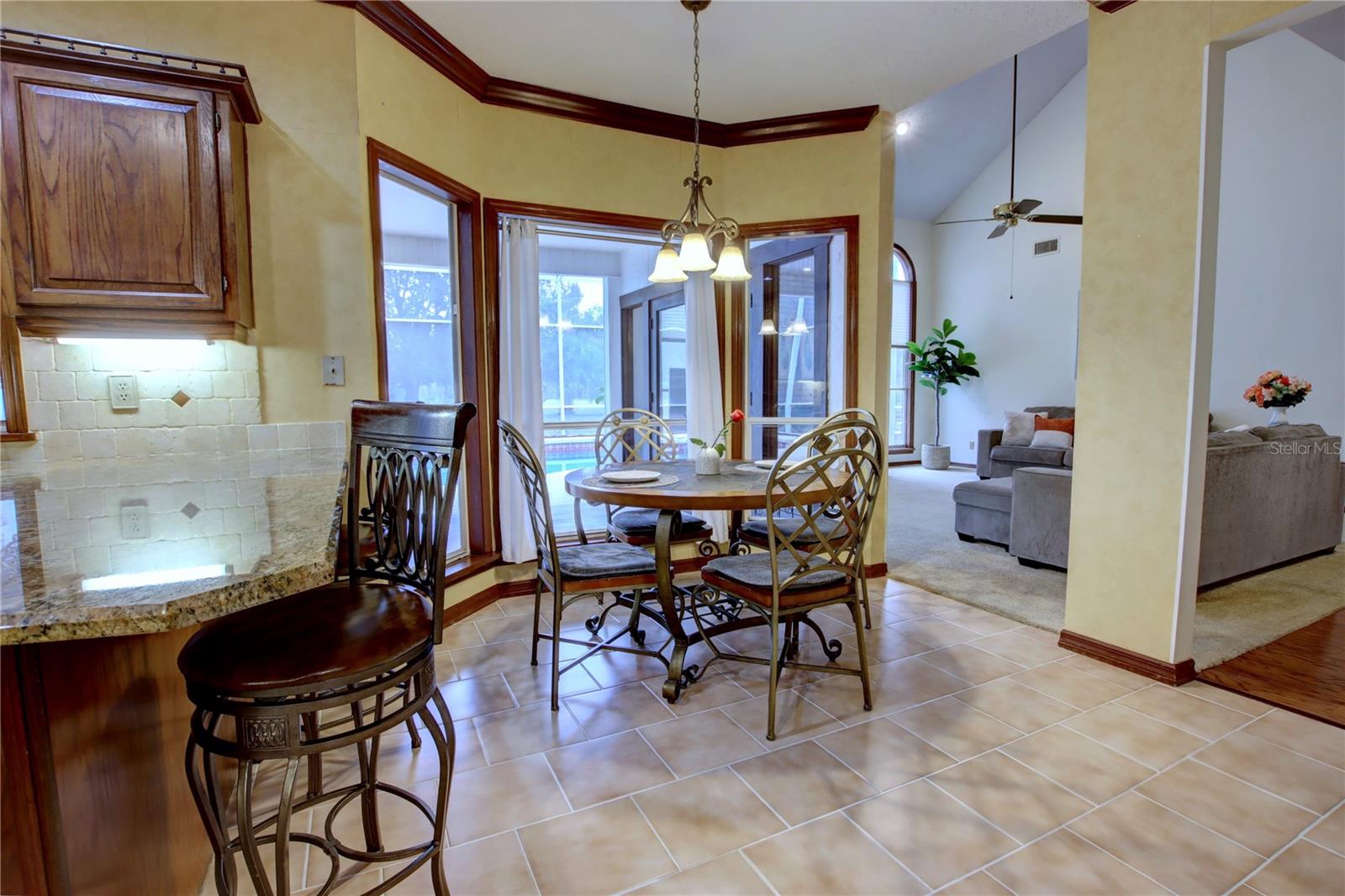 TURNBURY WOODS - Residential