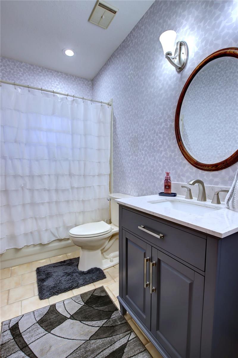 TURNBURY WOODS - Residential