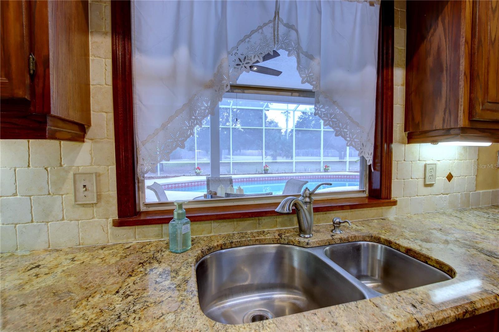 TURNBURY WOODS - Residential