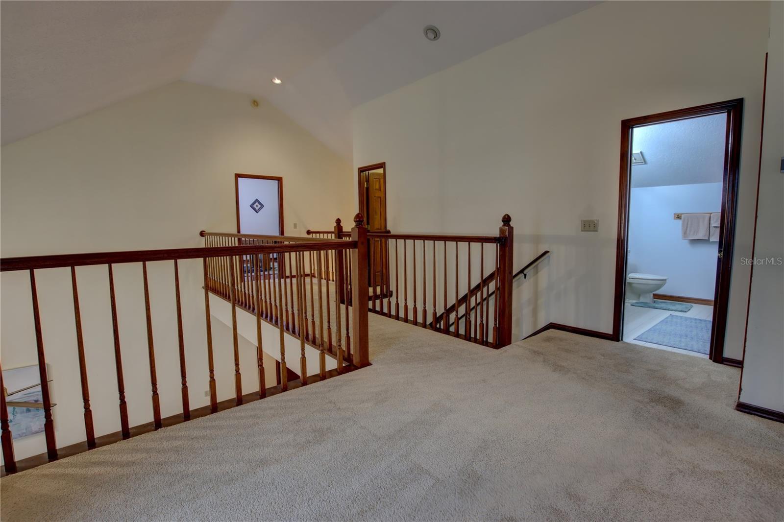 TURNBURY WOODS - Residential