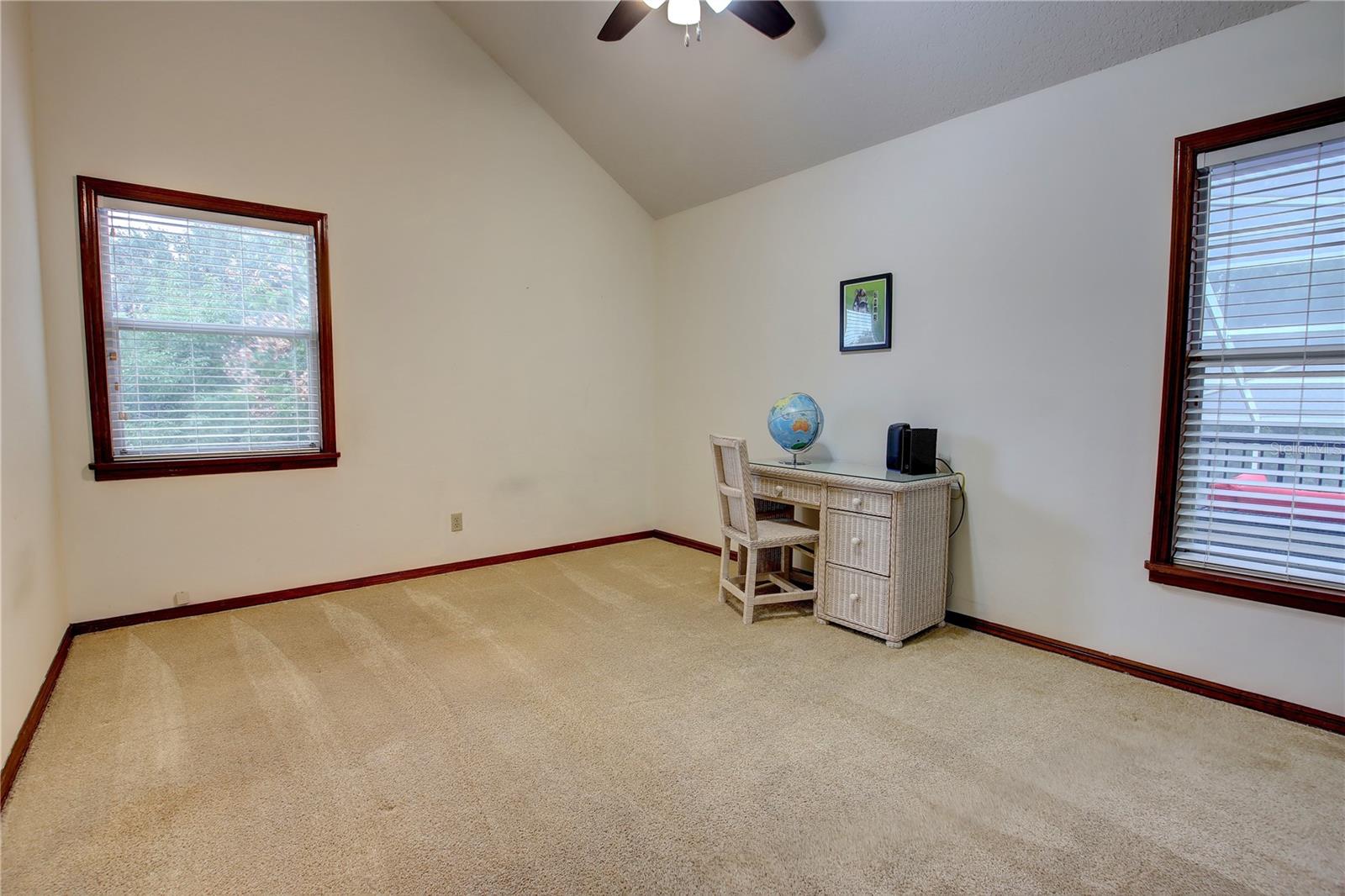 TURNBURY WOODS - Residential