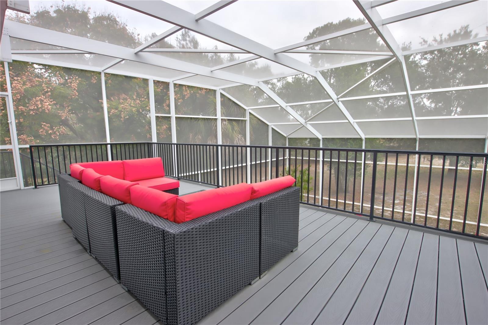 TURNBURY WOODS - Residential