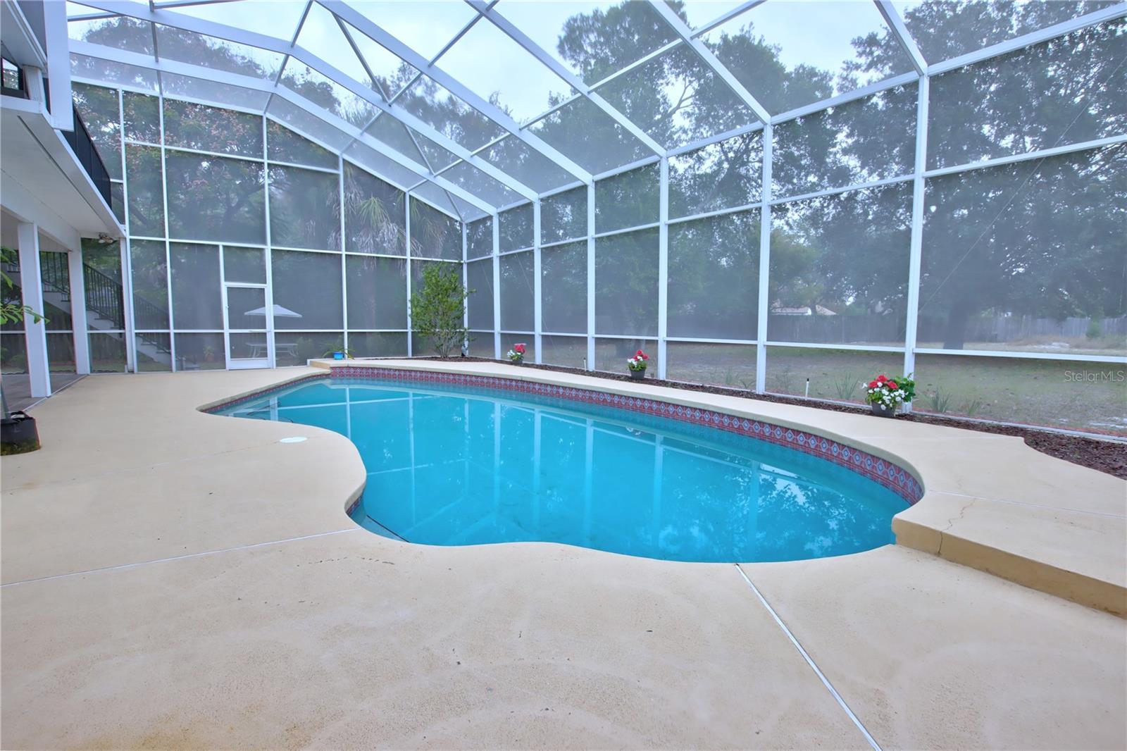 TURNBURY WOODS - Residential