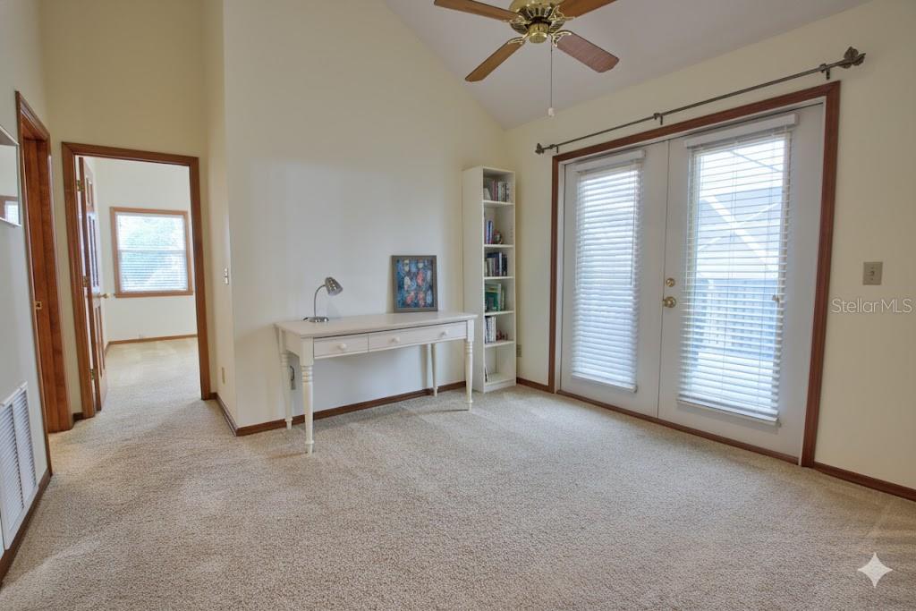 TURNBURY WOODS - Residential