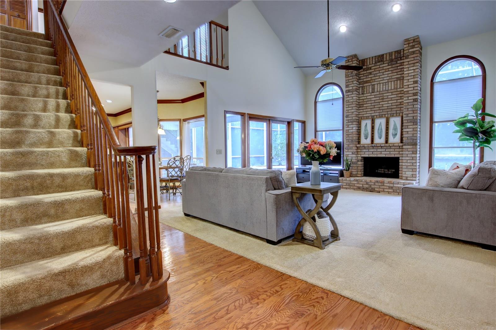 TURNBURY WOODS - Residential