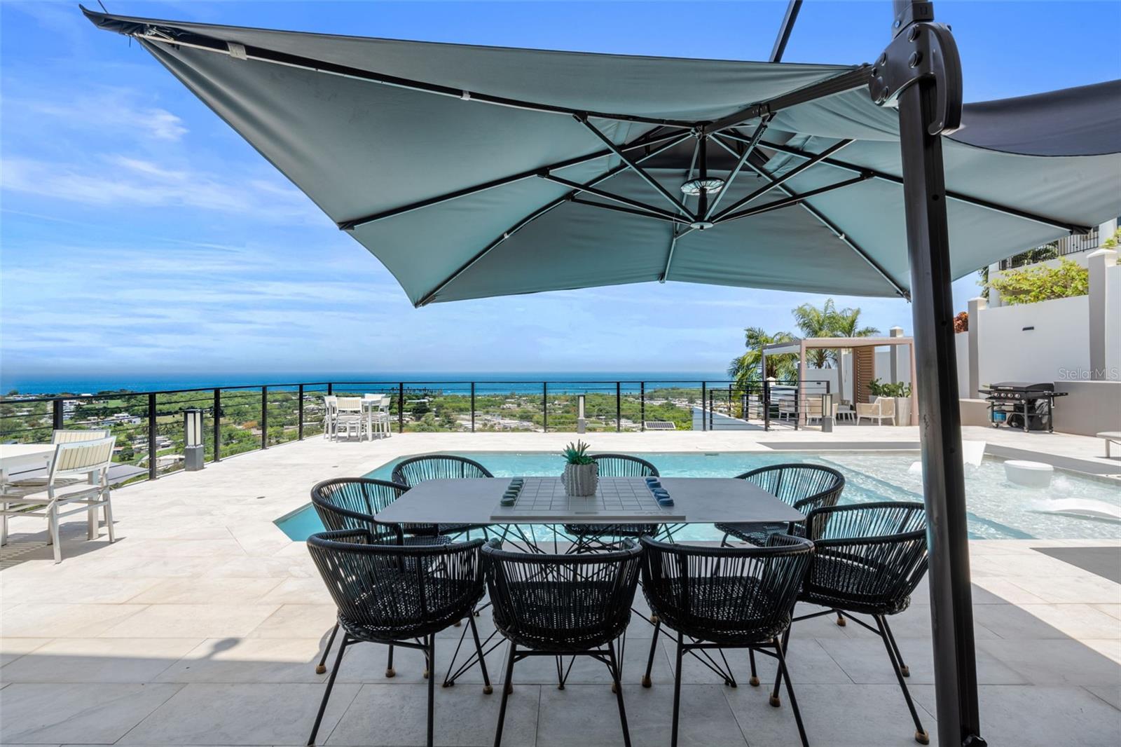 QUINTAS DE CAMUY - Residential