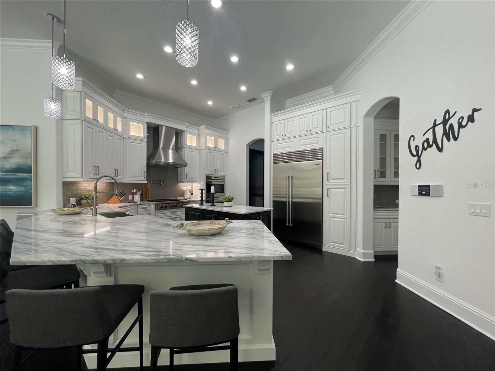 KEENES POINTE - Residential