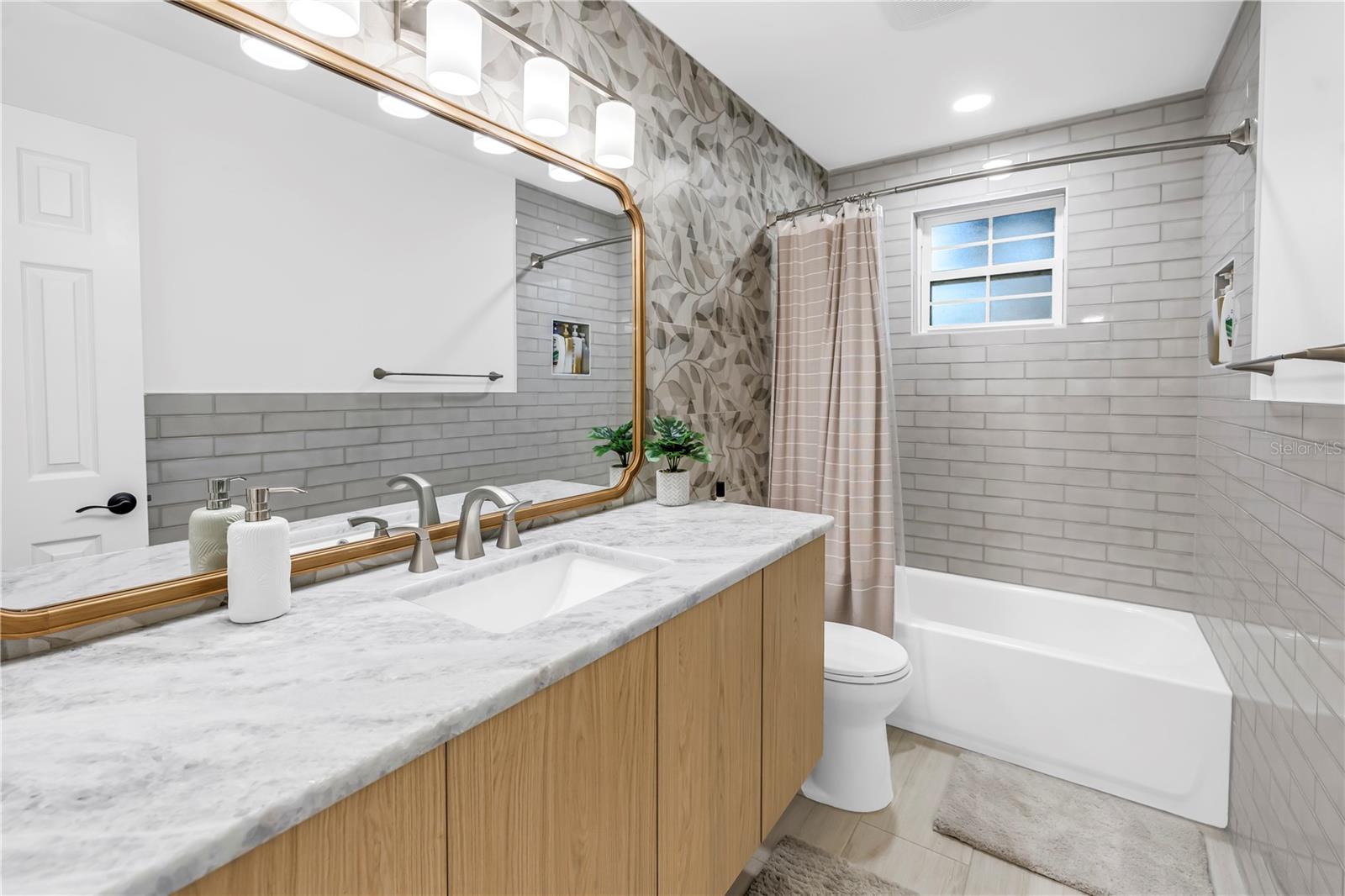 LINDAWOODS SUB - Residential