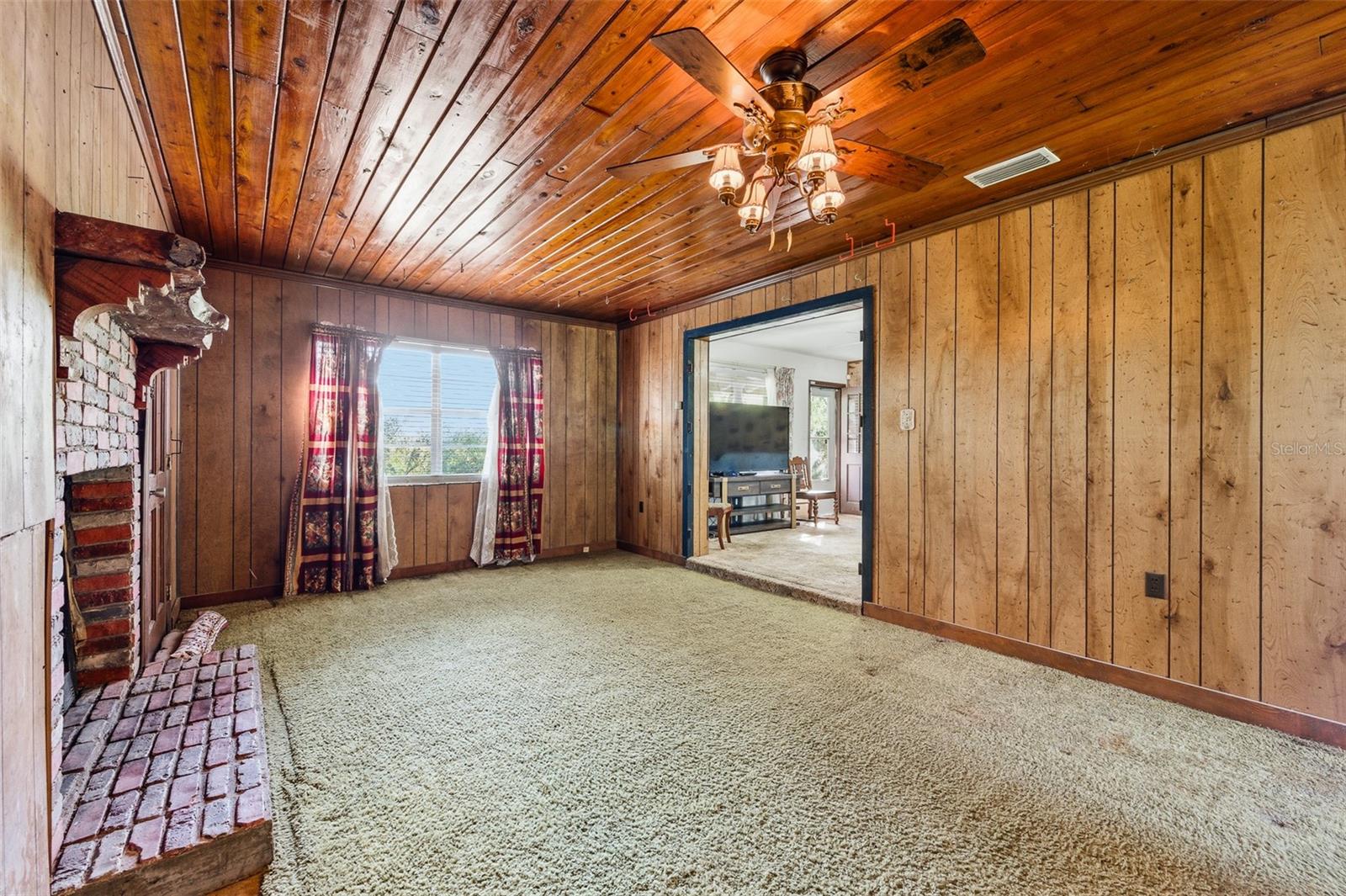 FOREST LAKE ESTATE RPT - Residential