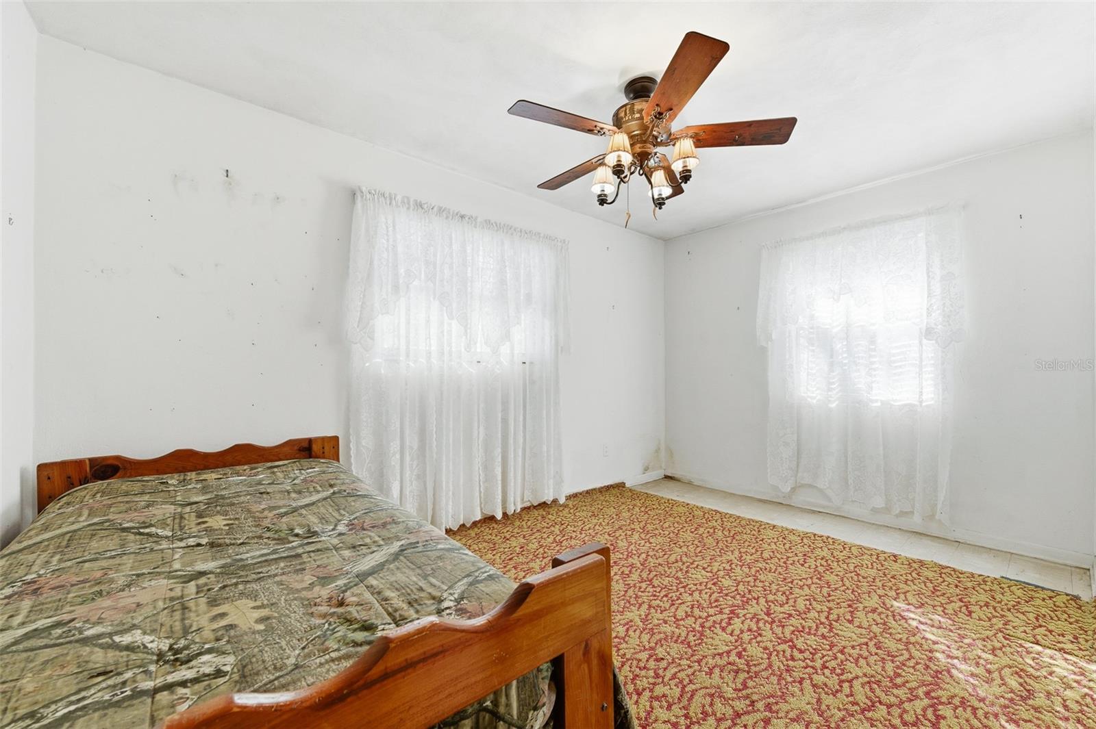 FOREST LAKE ESTATE RPT - Residential