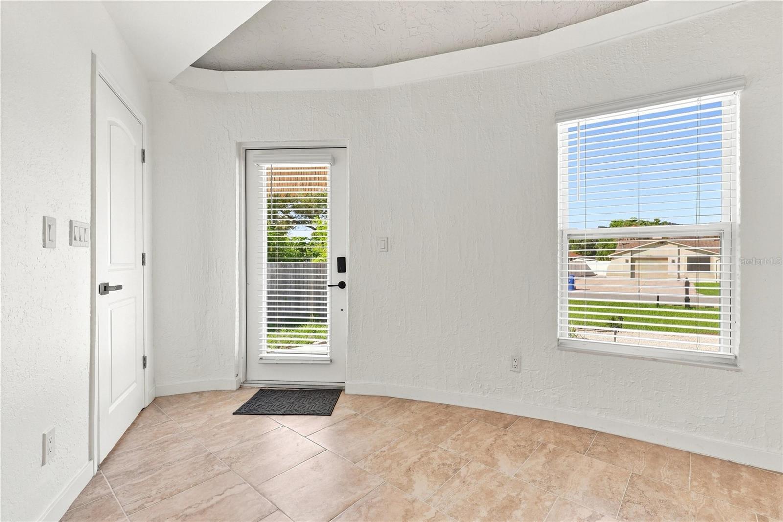 2881 GENTIAN ROAD