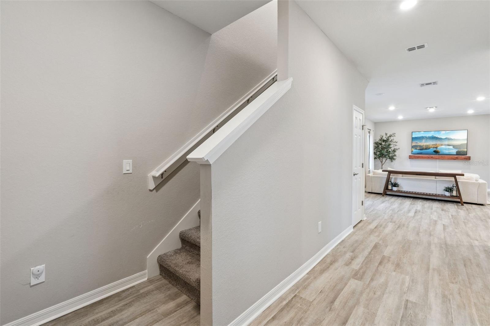 469 SILVERBELL TRAIL