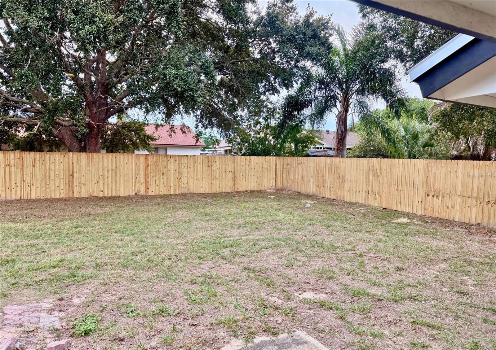 WESTMOOR PH 04E - Residential Lease